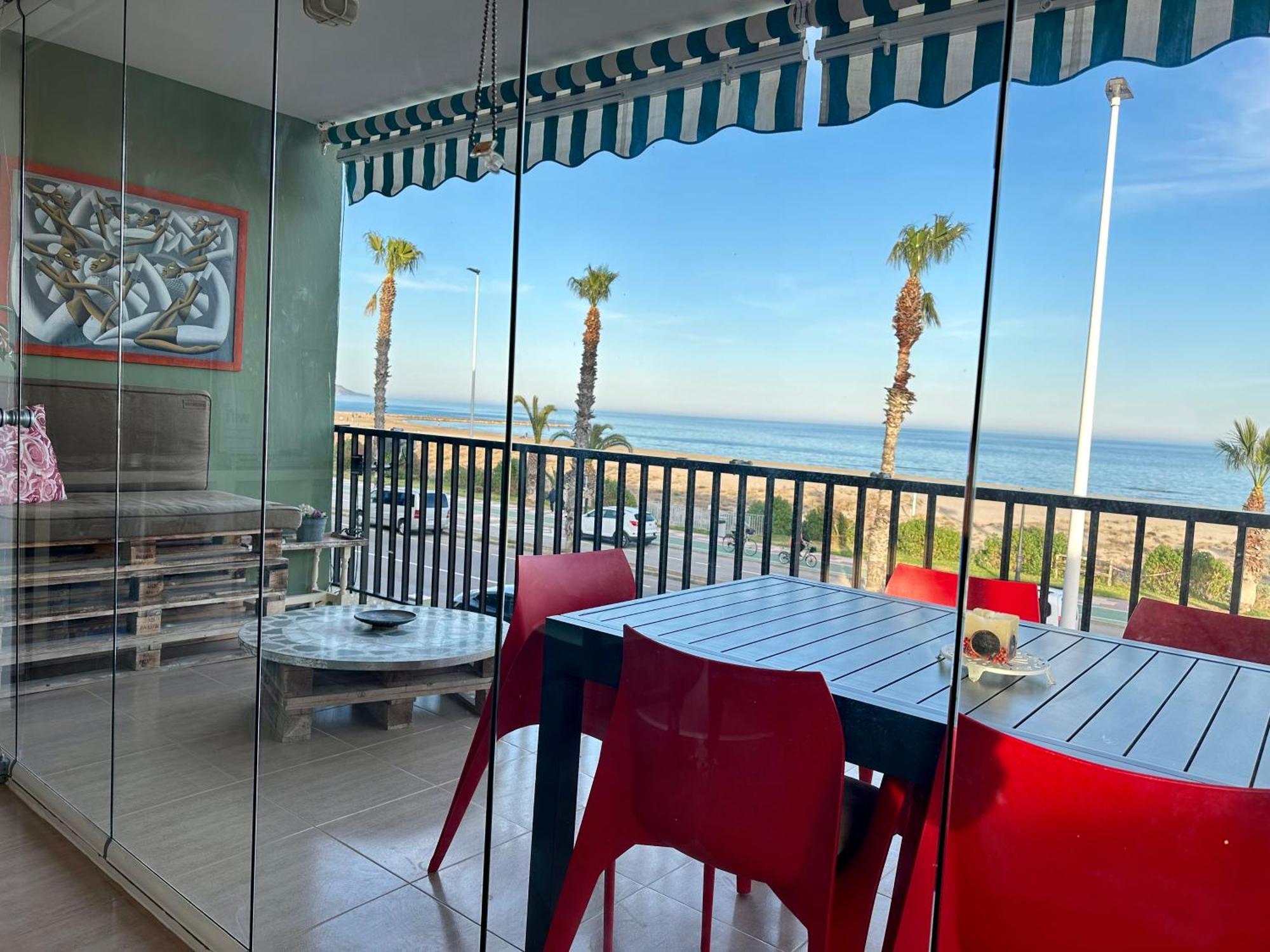 Apartamento Frente Al Mar Benicassim Bagian luar foto