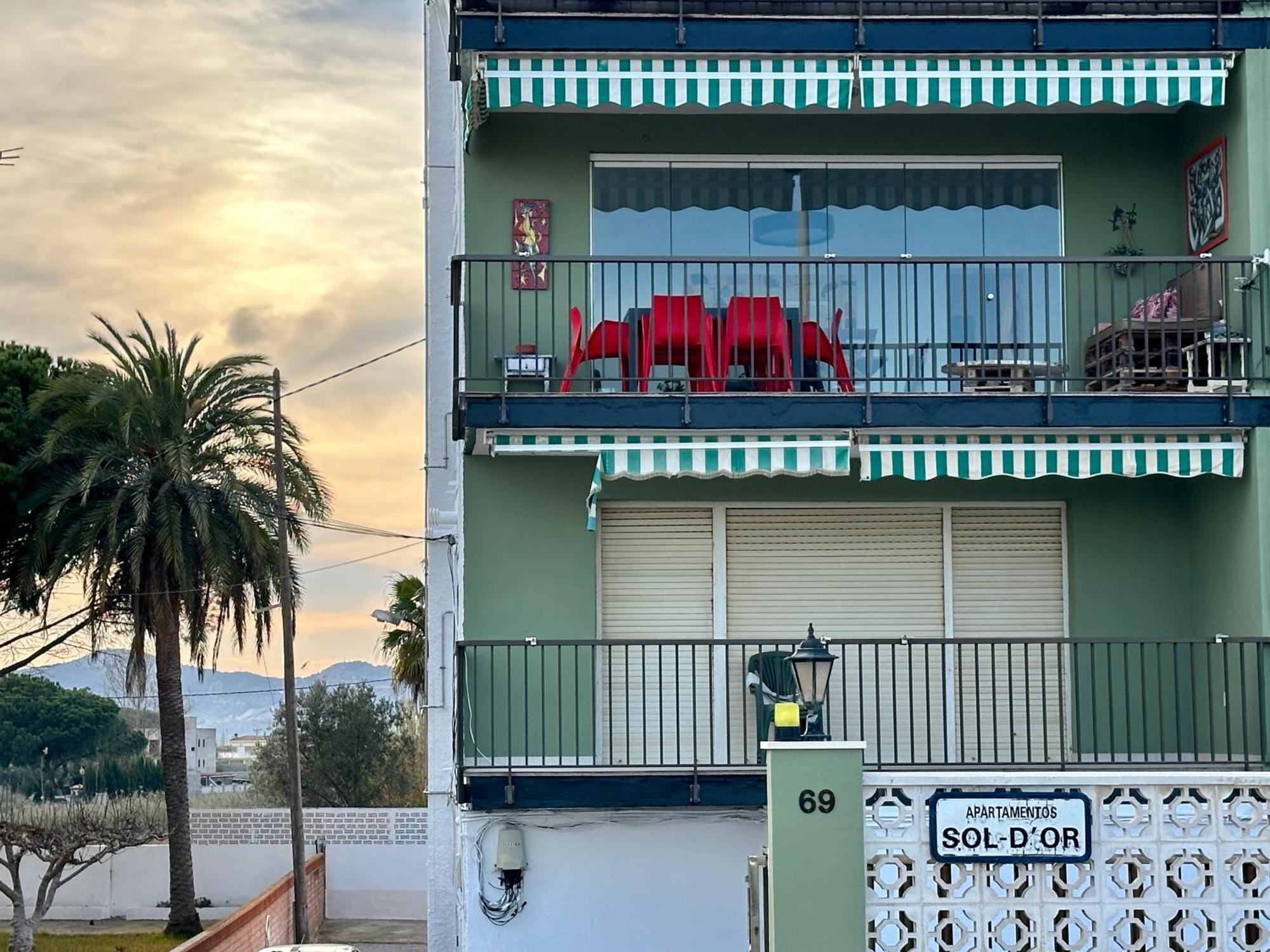 Apartamento Frente Al Mar Benicassim Bagian luar foto